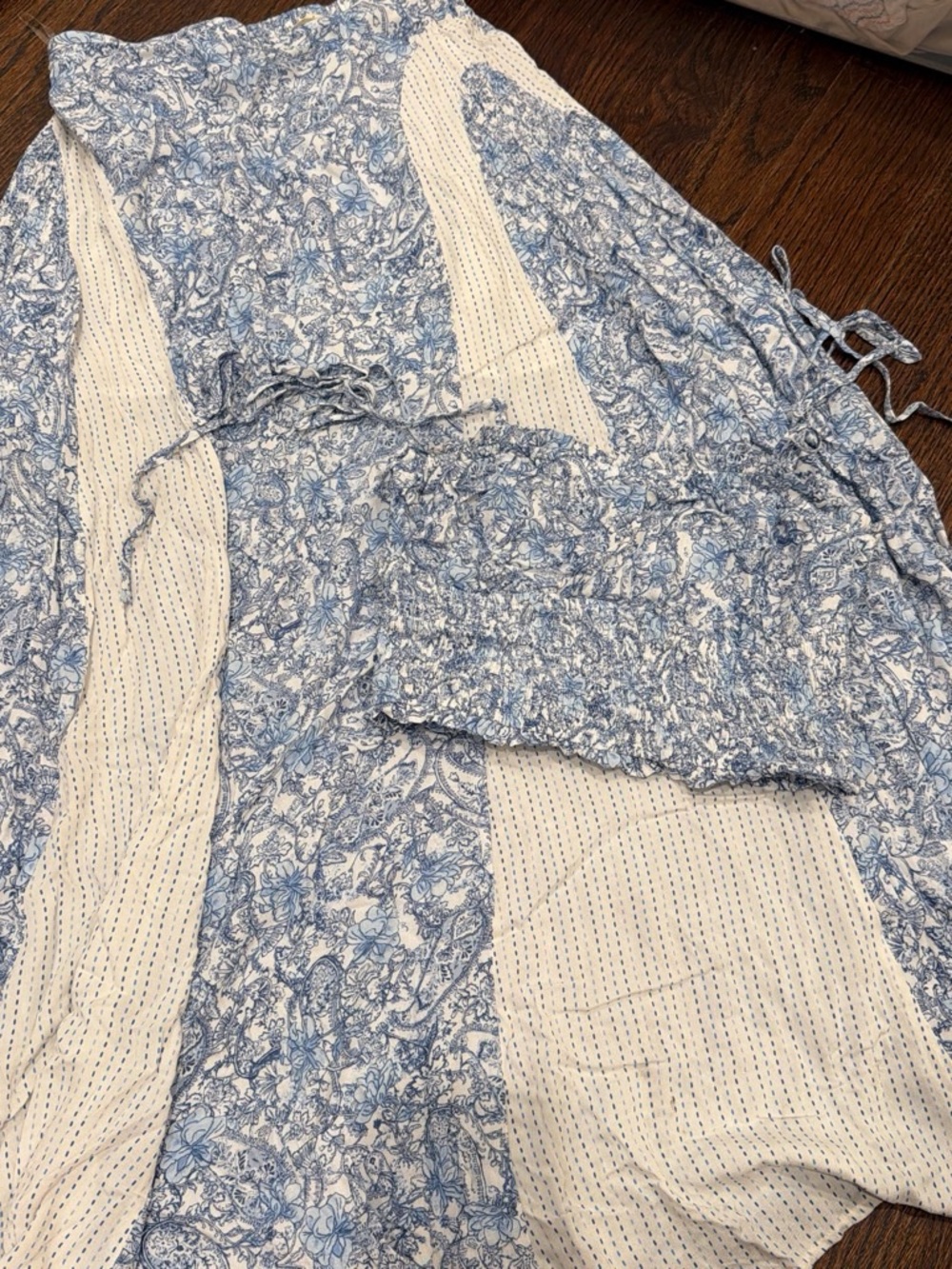 ILLA ILLA Blue and White Floral Quilted Bedding